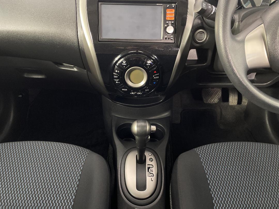 Photo '18' of Nissan Note Photo '18' of Nissan Note