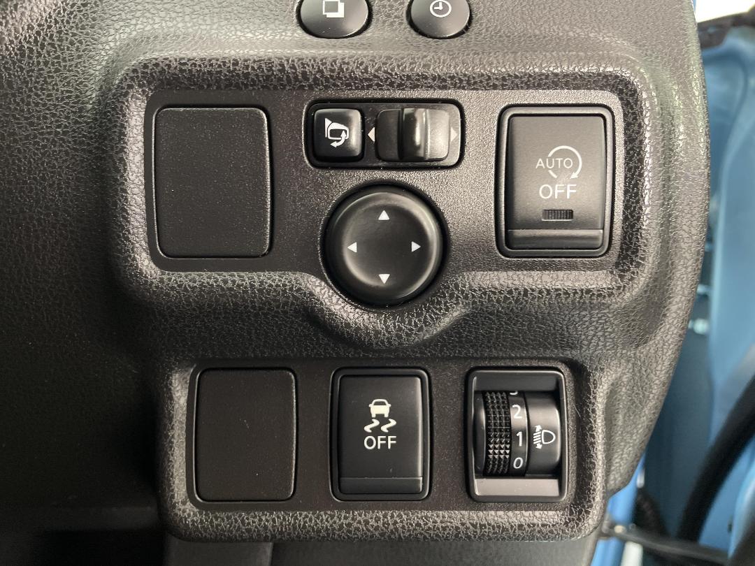 Photo '23' of Nissan Note Photo '23' of Nissan Note