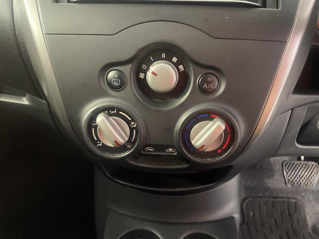 Photo '26' of Nissan Note Photo '26' of Nissan Note