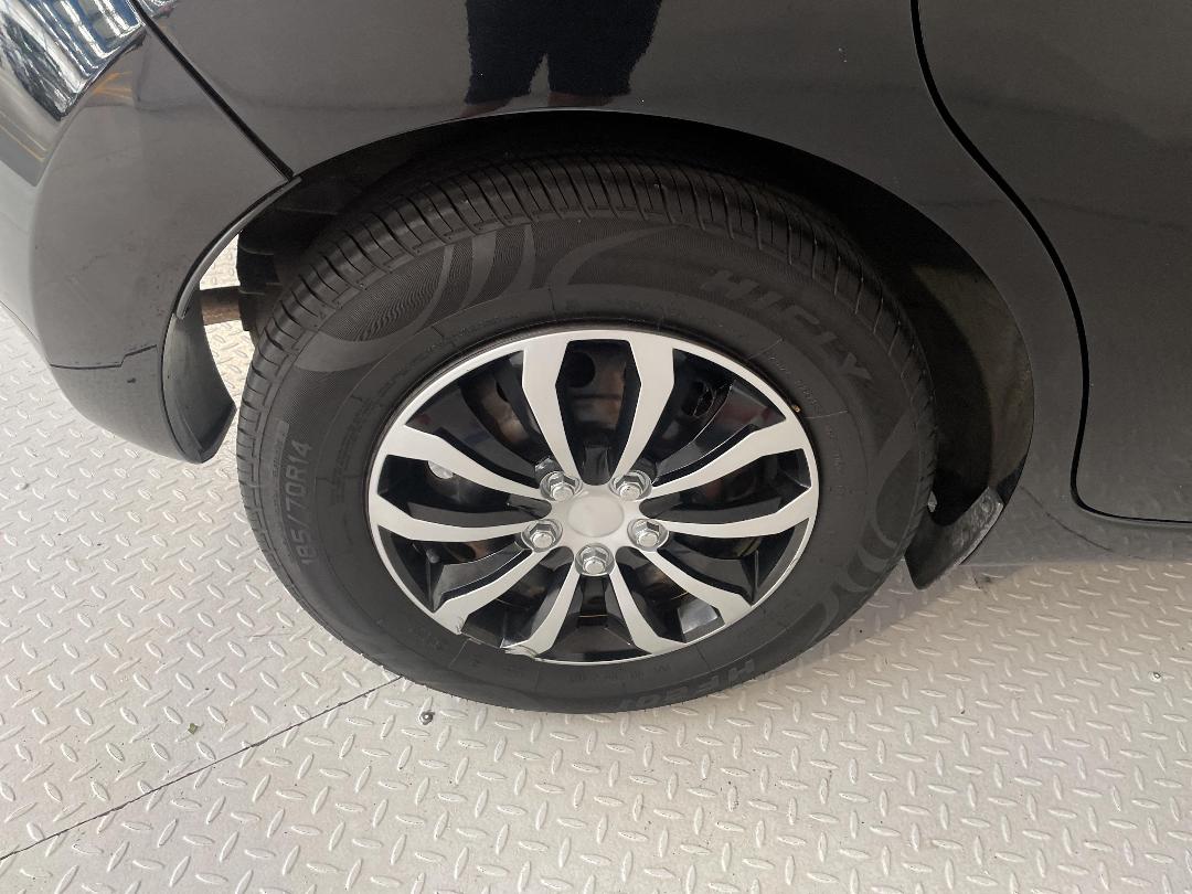 Photo '12' of Nissan Note Photo '12' of Nissan Note