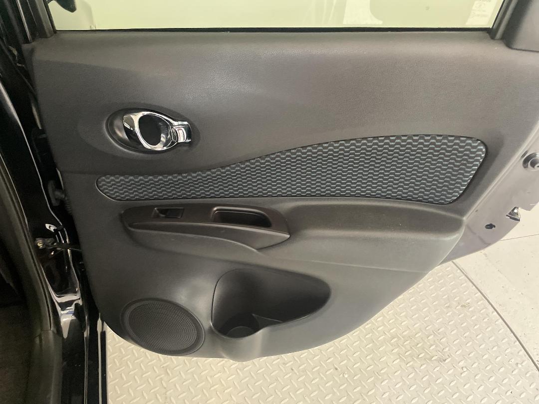 Photo '19' of Nissan Note Photo '19' of Nissan Note