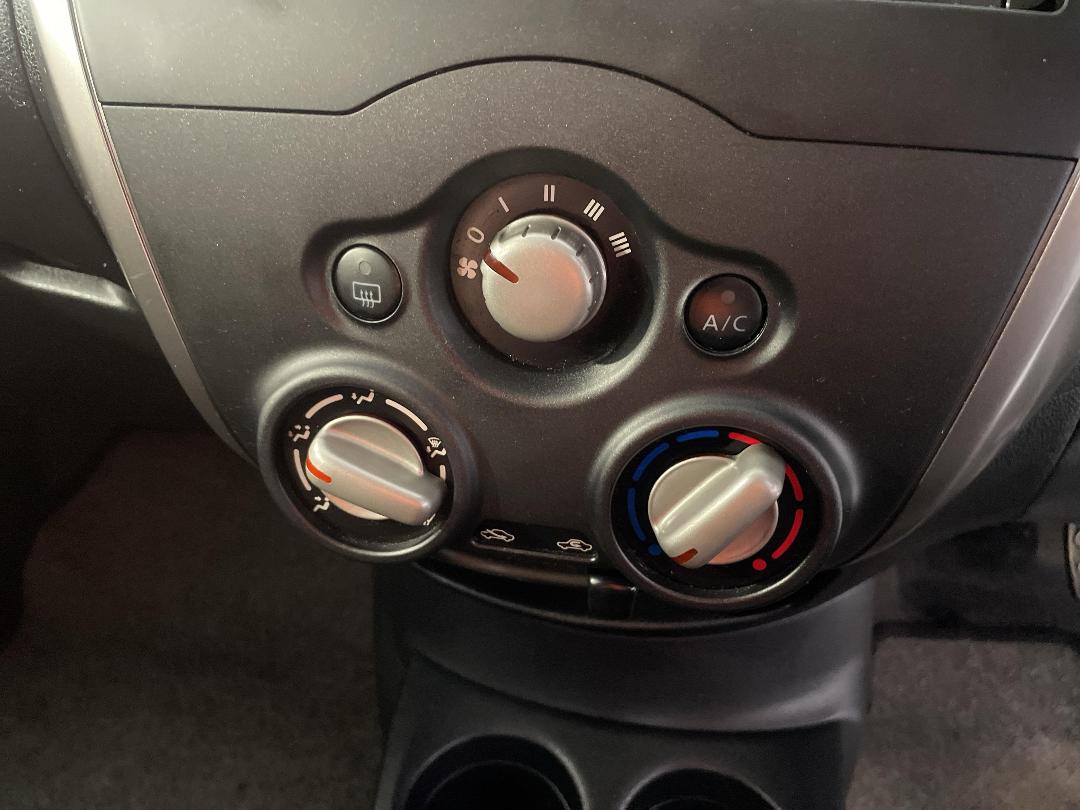 Photo '27' of Nissan Note Photo '27' of Nissan Note