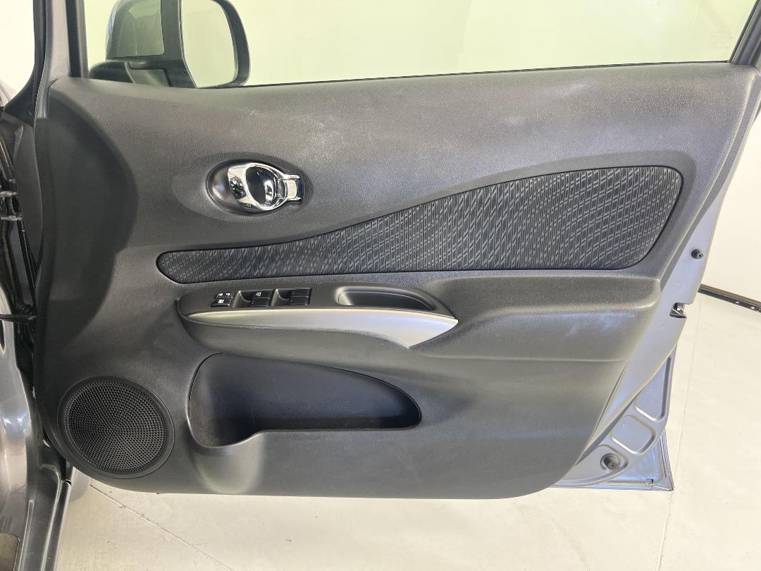 Photo '15' of Nissan Note Photo '15' of Nissan Note