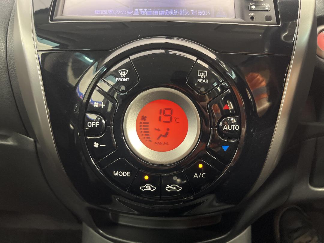 Photo '26' of Nissan Note Photo '26' of Nissan Note