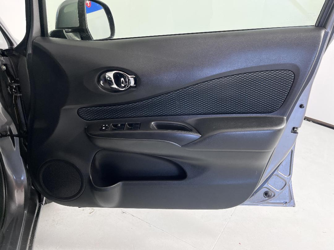 Photo '15' of Nissan Note Photo '15' of Nissan Note