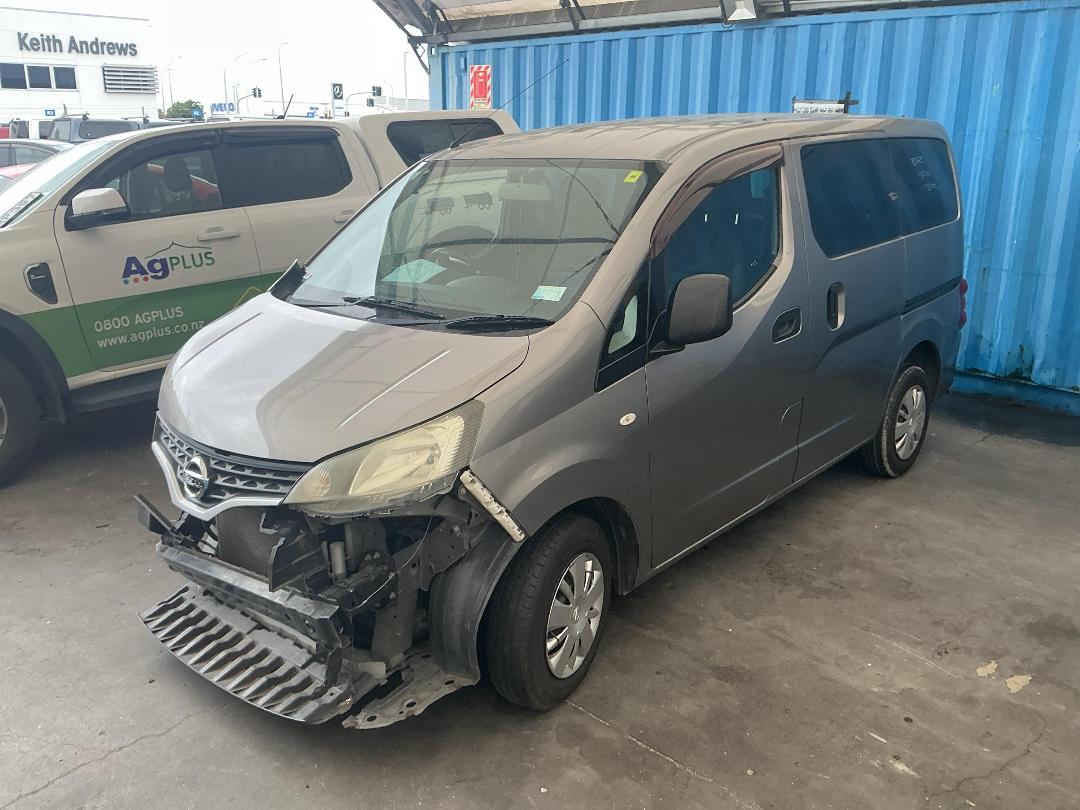 Photo '6' of Nissan NV200