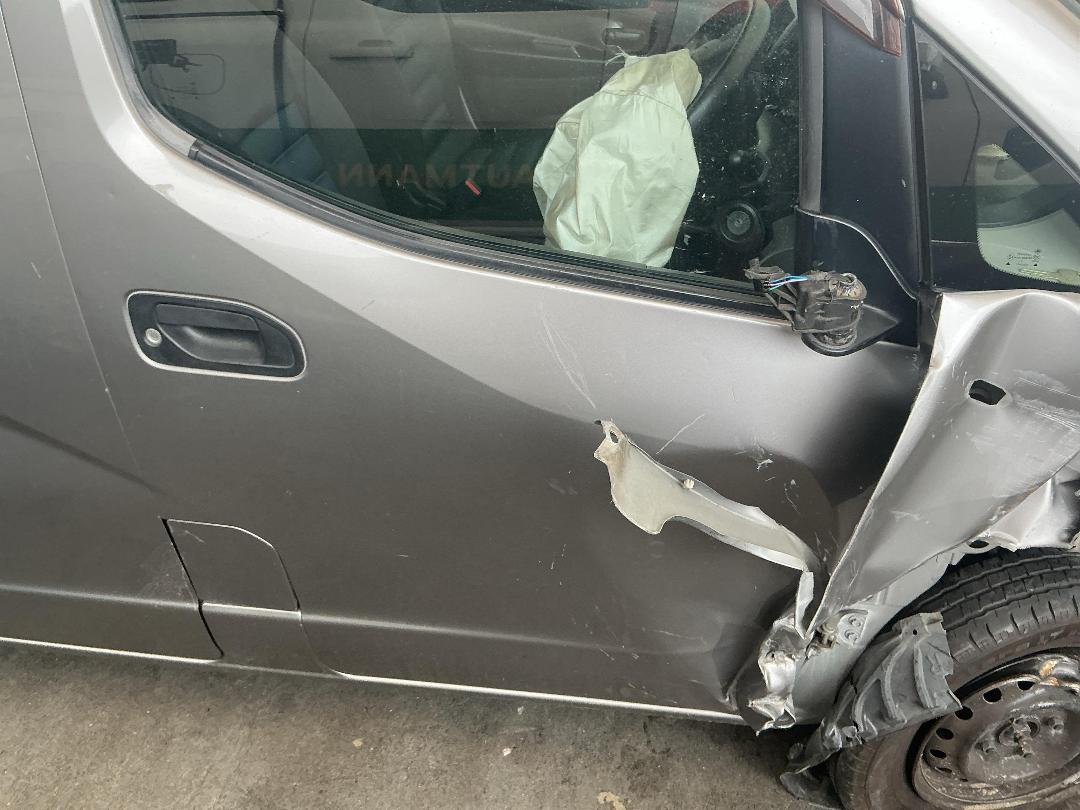 Photo '3' of Nissan NV200