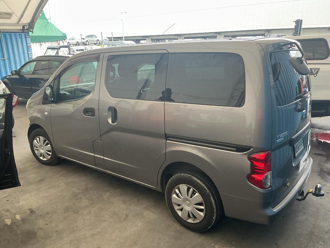 Photo '9' of Nissan NV200