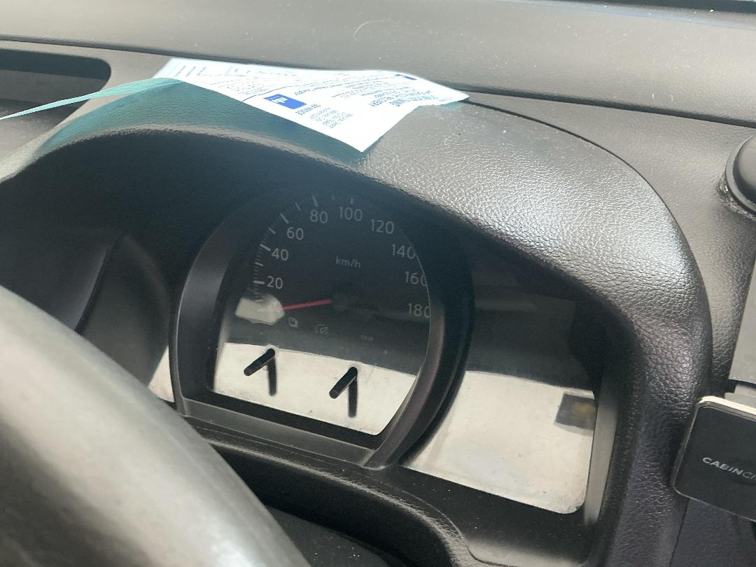 Photo '16' of Nissan NV200