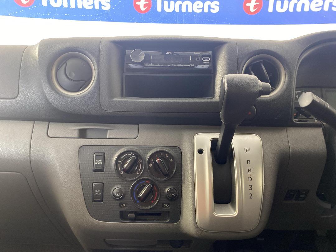 Photo '18' of Nissan NV350 Photo '18' of Nissan NV350