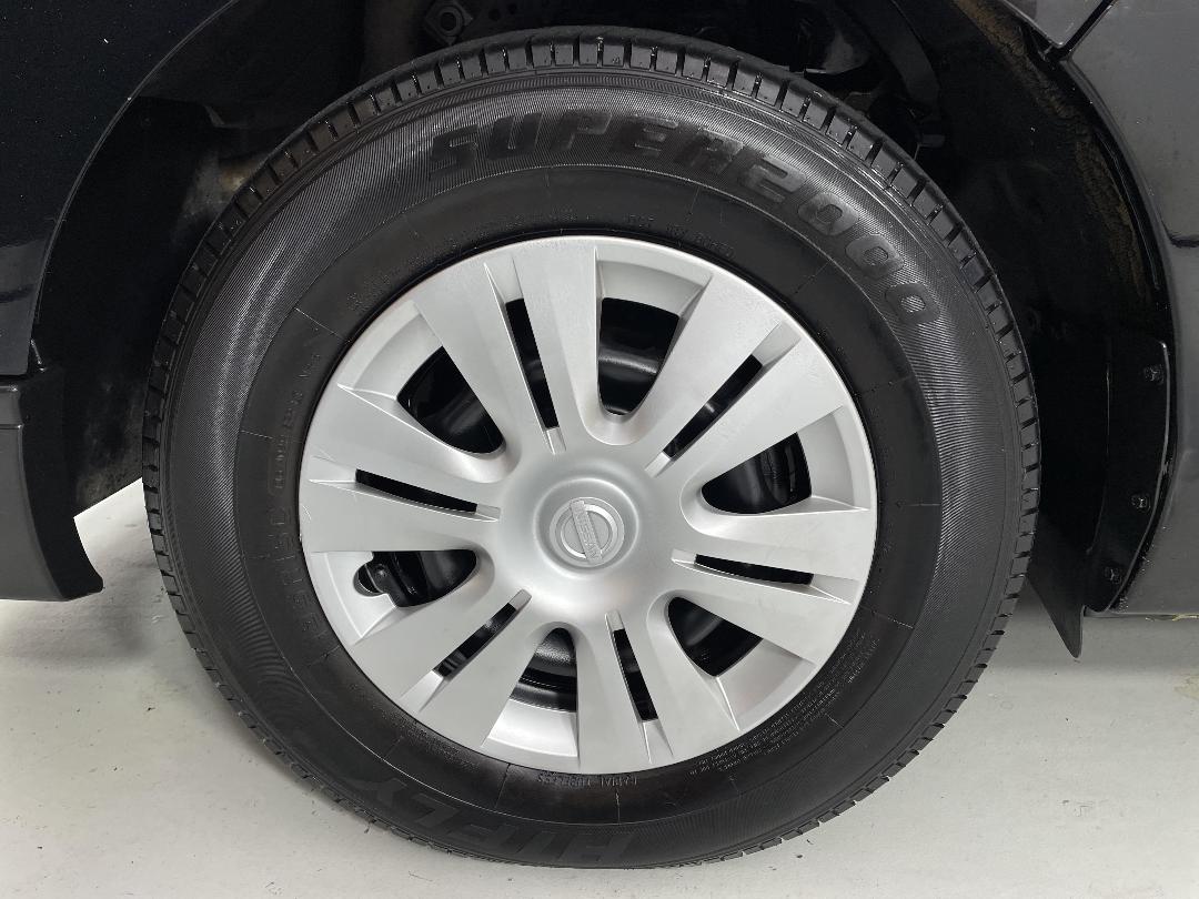 Photo '10' of Nissan NV350 Photo '10' of Nissan NV350