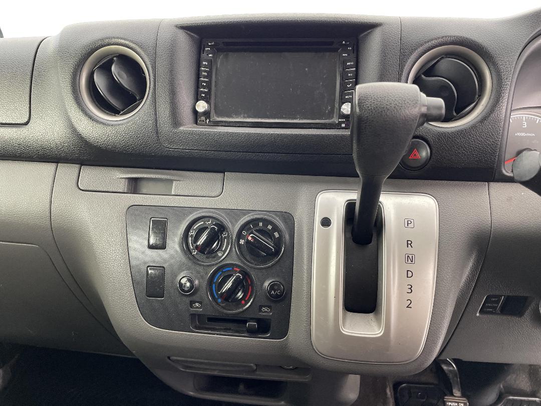 Photo '18' of Nissan NV350 Photo '18' of Nissan NV350