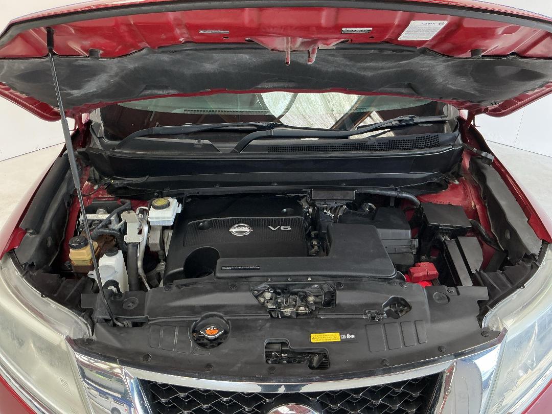 Photo '13' of Nissan Pathfinder