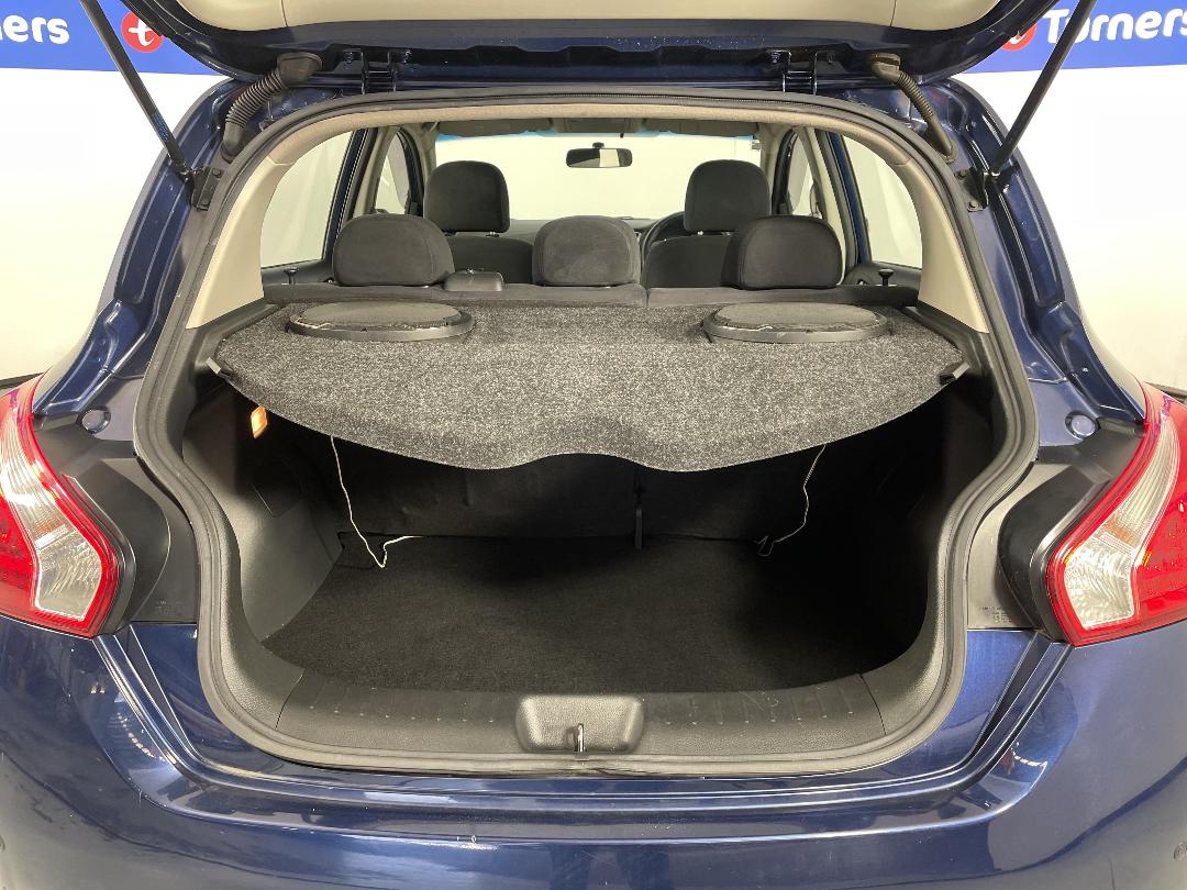 Photo '14' of Nissan Pulsar