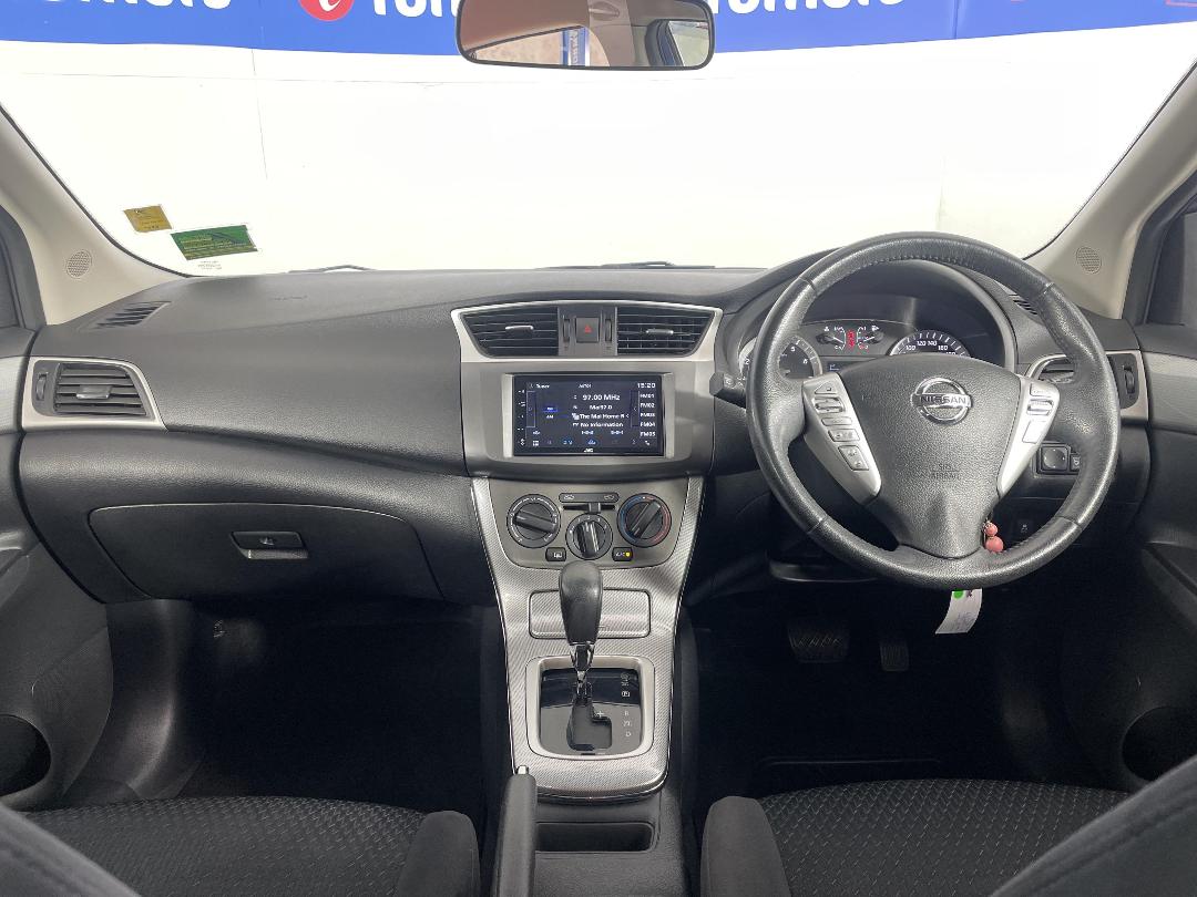 Photo '17' of Nissan Pulsar