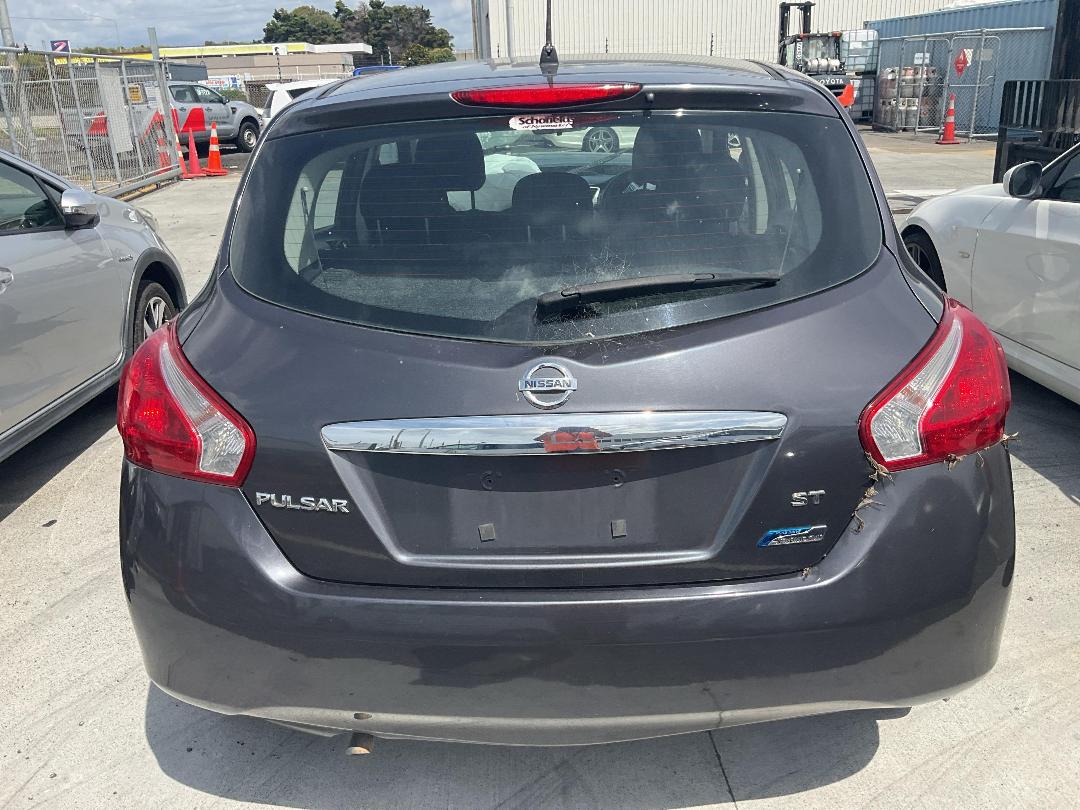 Photo '5' of Nissan Pulsar ST