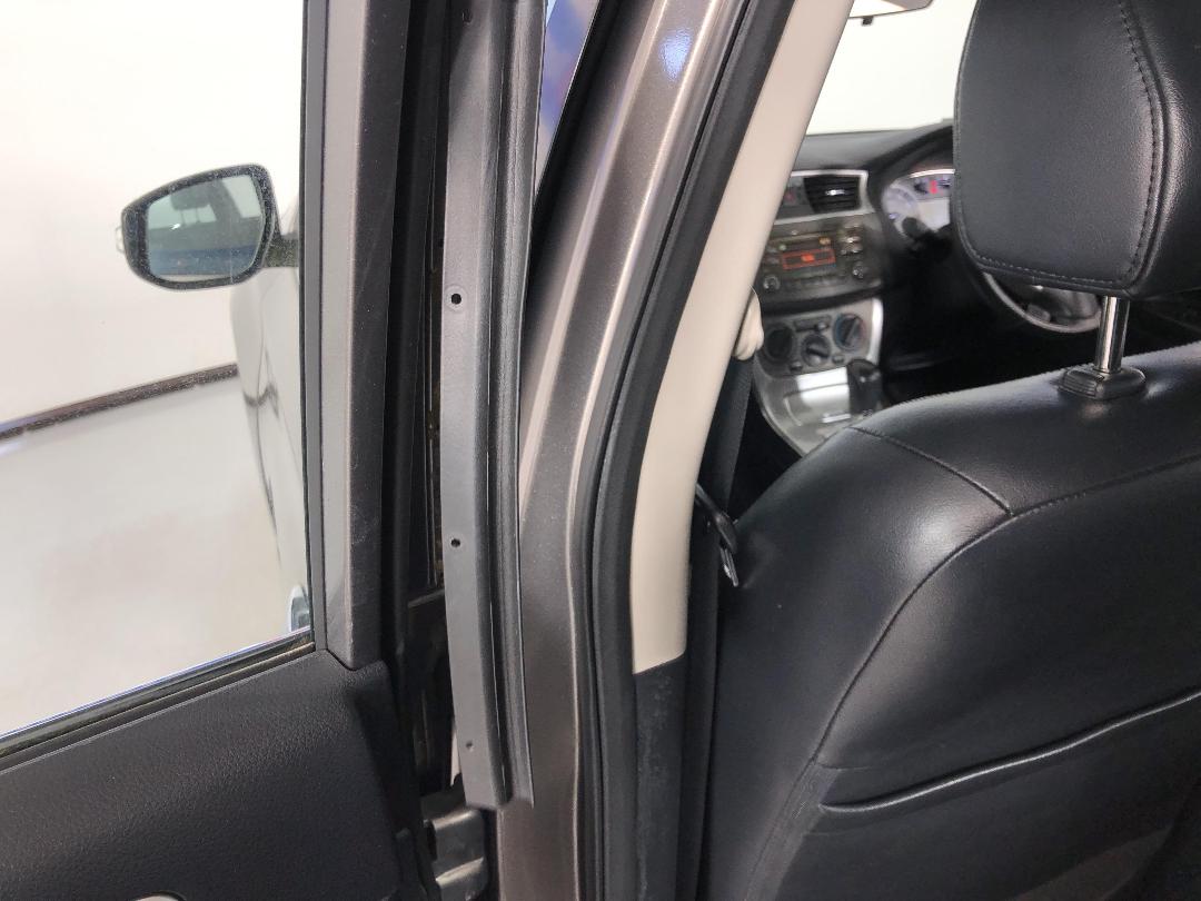 Photo '29' of Nissan Pulsar Photo '29' of Nissan Pulsar