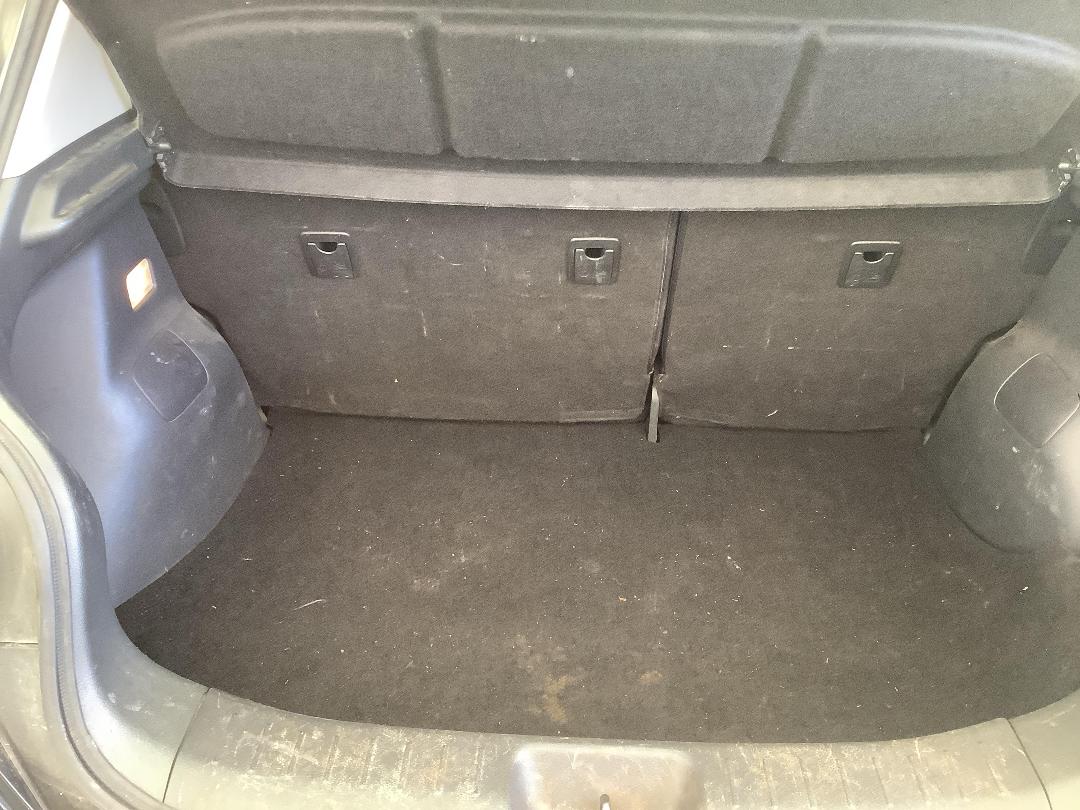 Photo '5' of Nissan Pulsar ST