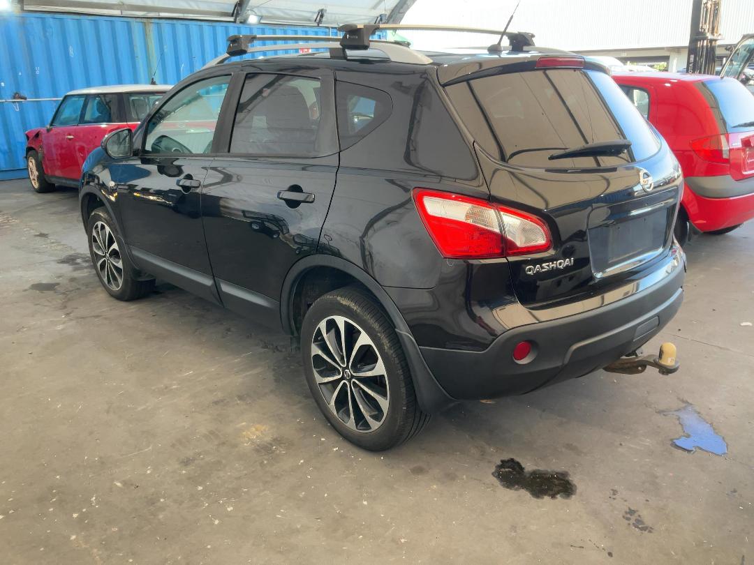 Photo '10' of Nissan Qashqai TI-L