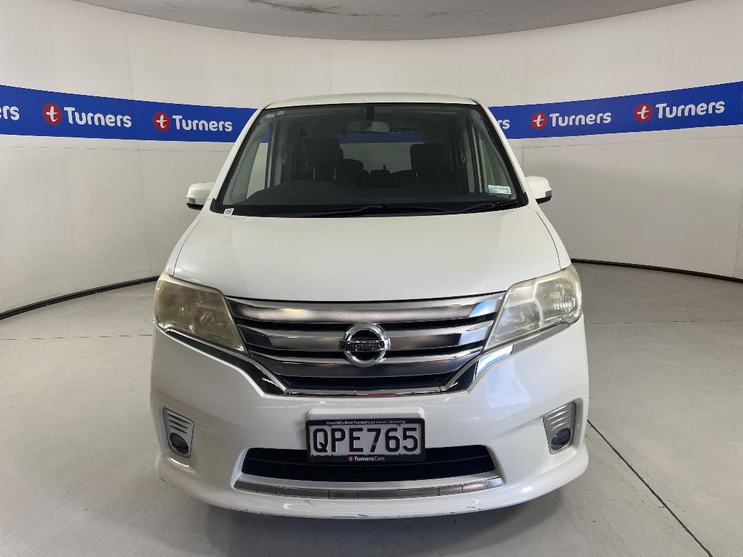 Photo '2' of Nissan Serena