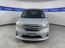 Thumbnail '2' of Nissan Serena