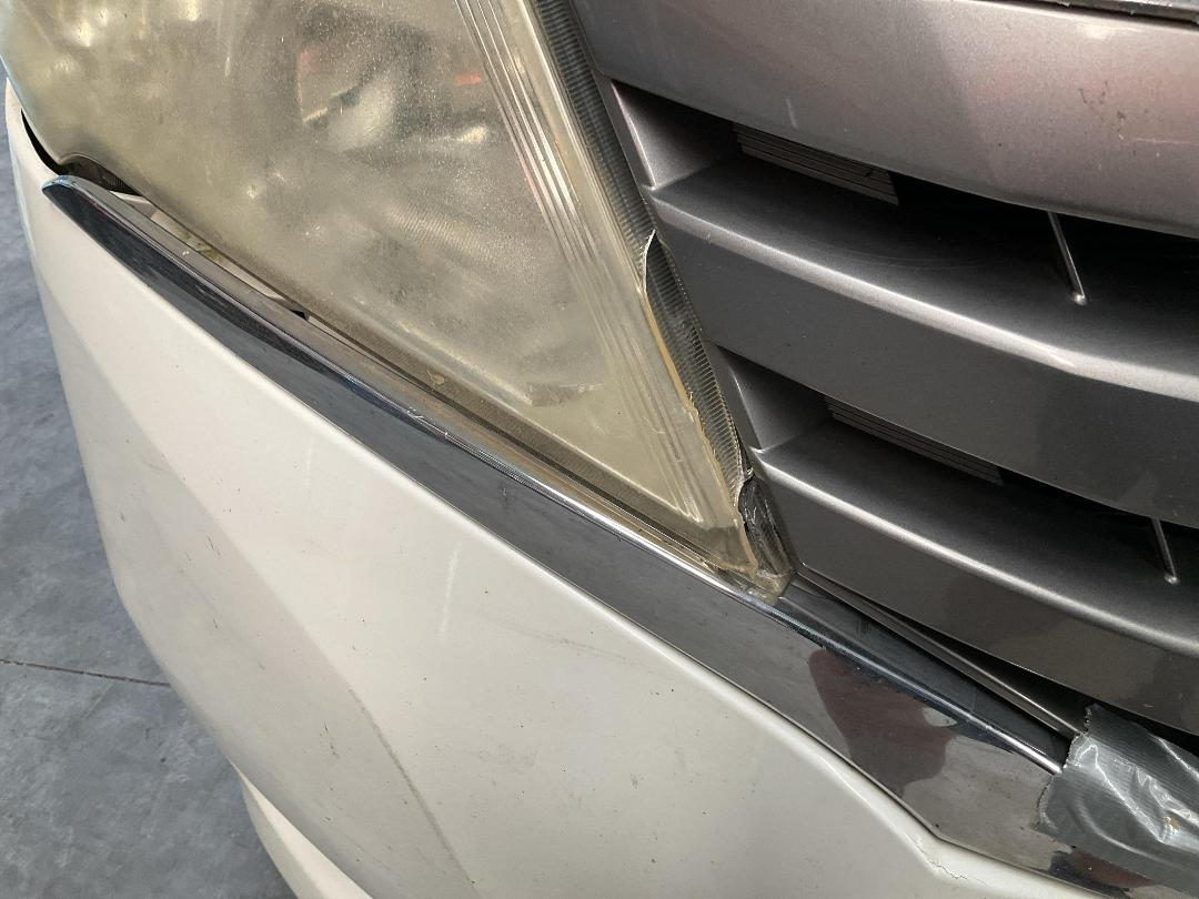 Photo '15' of Nissan Serena Photo '15' of Nissan Serena