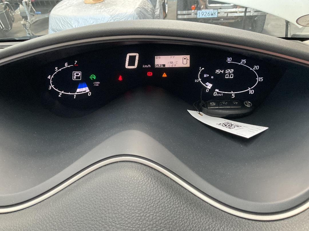 Photo '20' of Nissan Serena Photo '20' of Nissan Serena