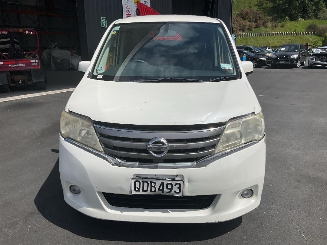 Photo '7' of Nissan Serena Photo '7' of Nissan Serena