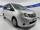 Thumbnail '1' of Nissan Serena
