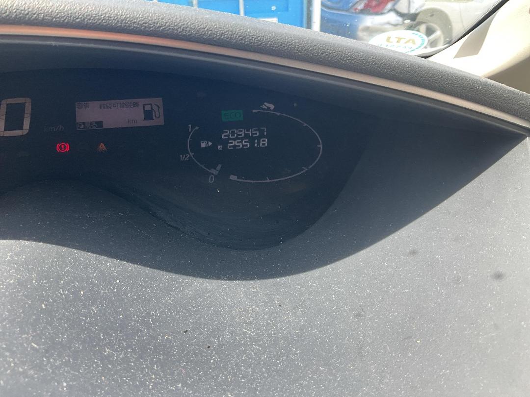 Photo '8' of Nissan Serena