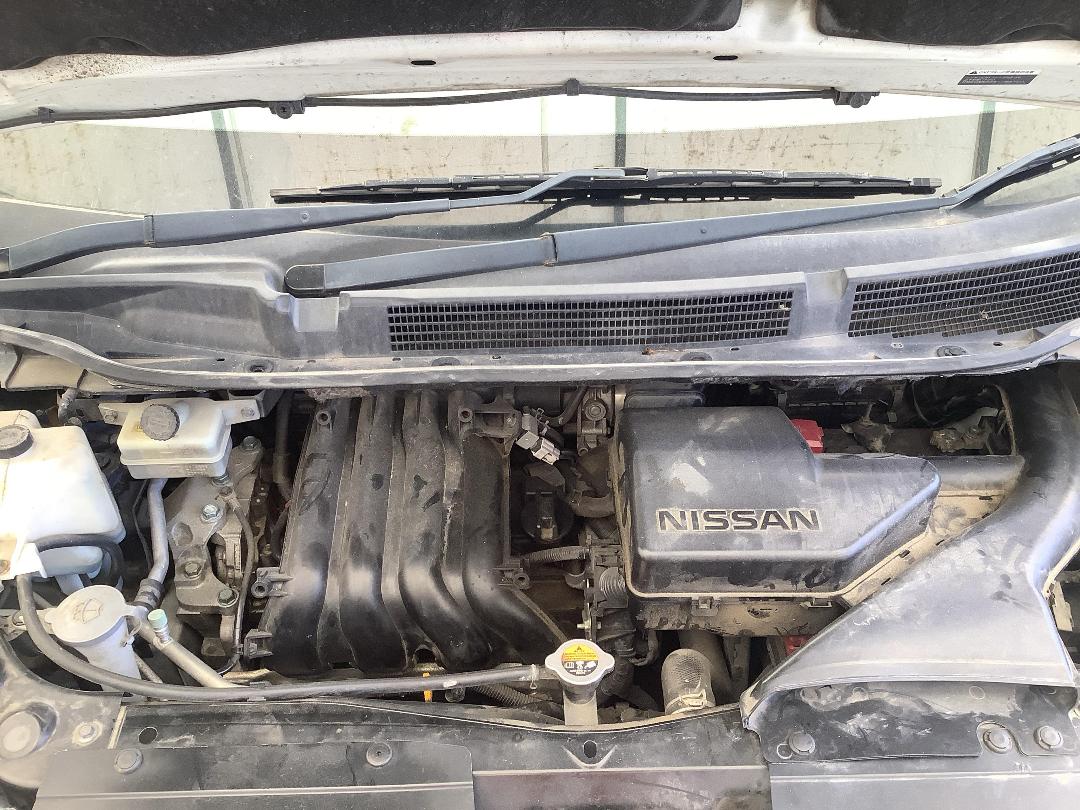 Photo '11' of Nissan Serena