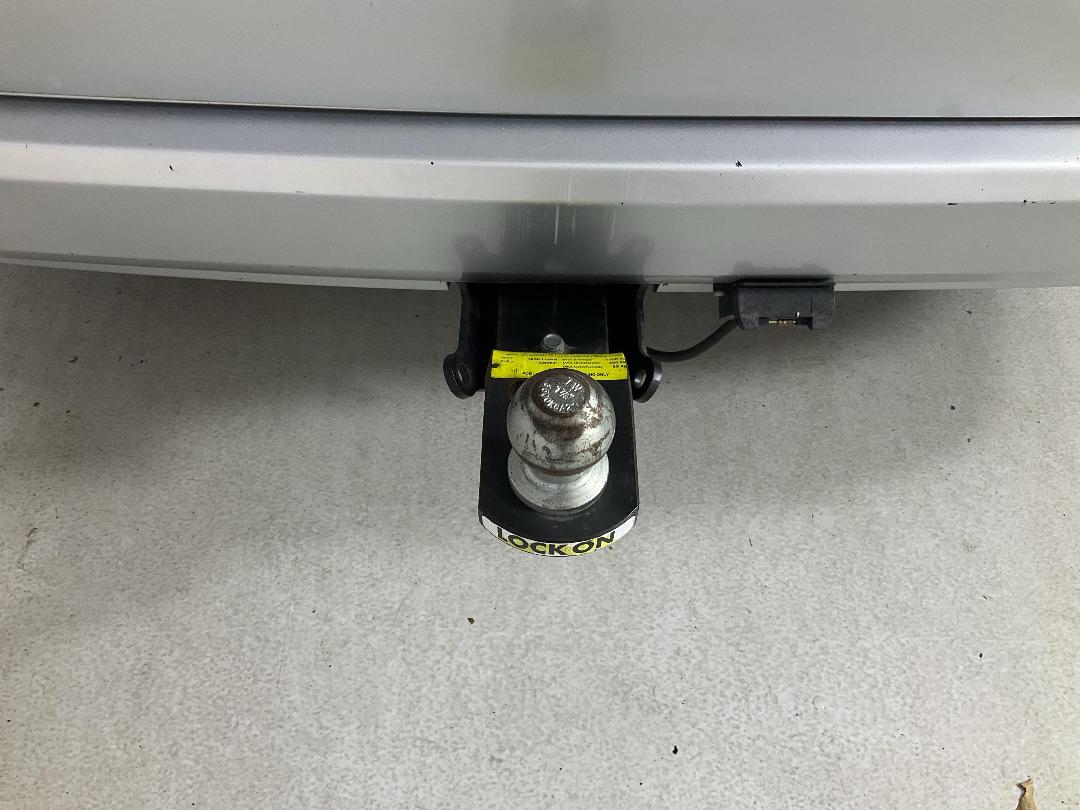 Photo '32' of Nissan Serena Photo '32' of Nissan Serena