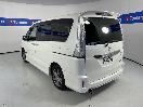 Thumbnail '5' of Nissan Serena
