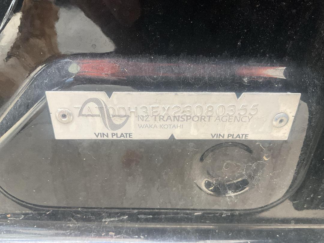 Photo '14' of Nissan Serena