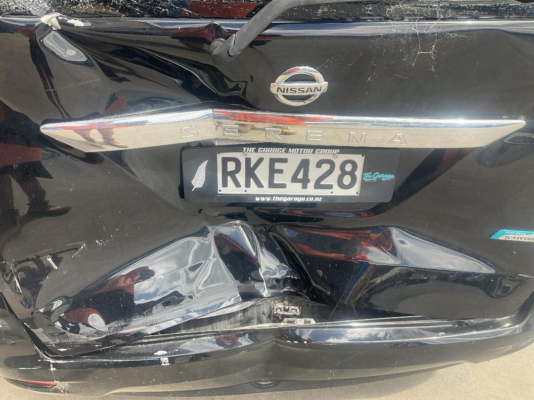 Photo '19' of Nissan Serena