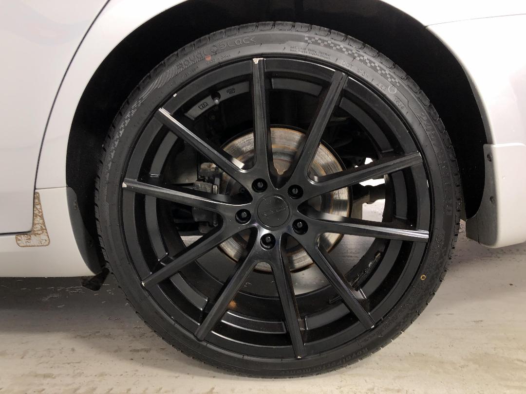 Photo '11' of Nissan Skyline