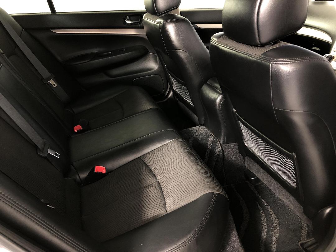 Photo '20' of Nissan Skyline