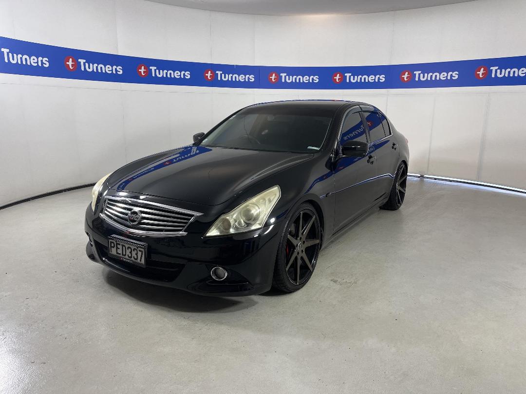 Photo '4' of Nissan Skyline