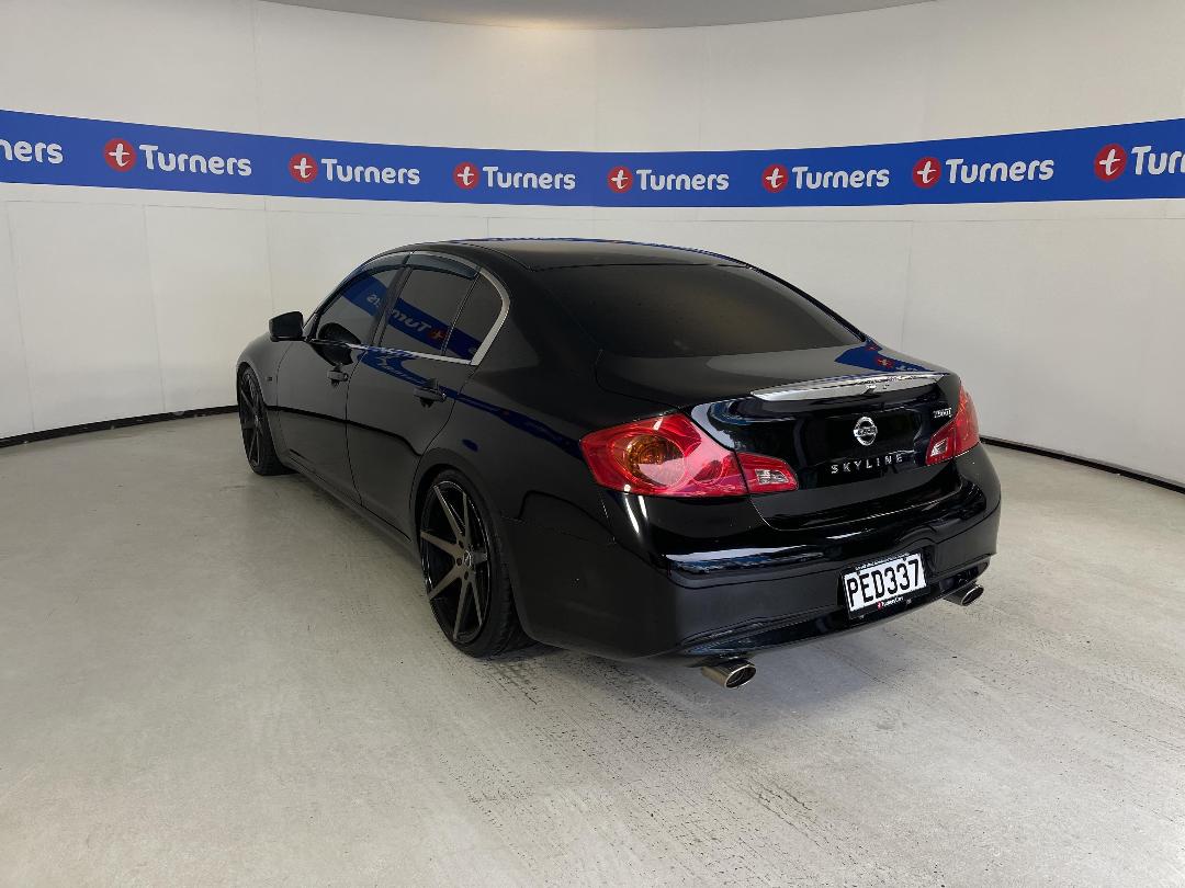 Photo '5' of Nissan Skyline