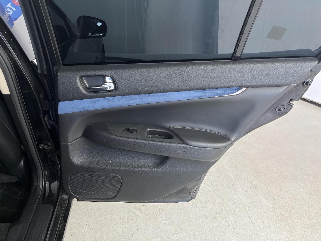 Photo '19' of Nissan Skyline