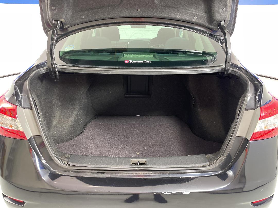 Photo '14' of Nissan Sylphy