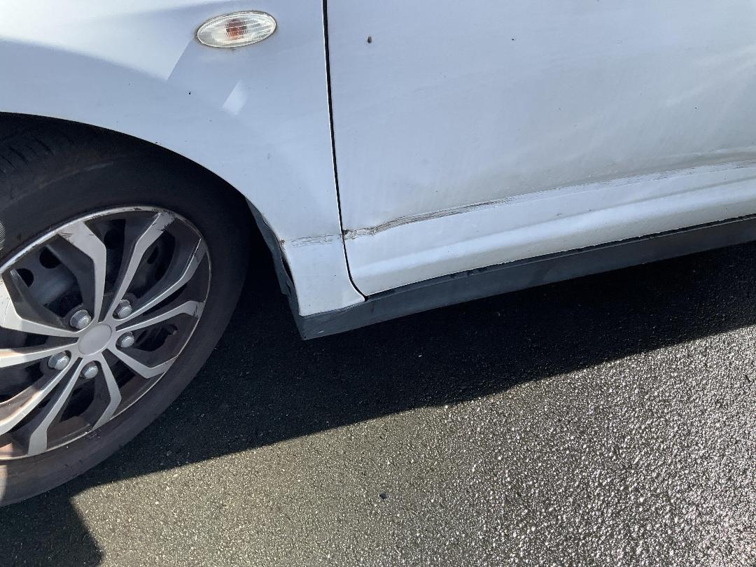 Photo '5' of Nissan Tiida Photo '5' of Nissan Tiida