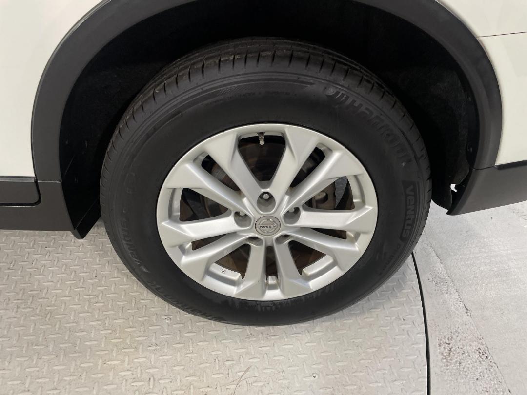 Photo '11' of Nissan X-Trail