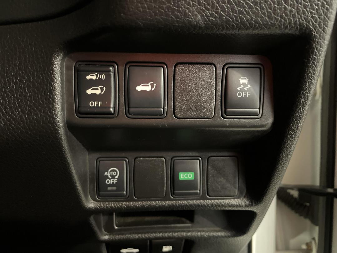 Photo '25' of Nissan X-Trail