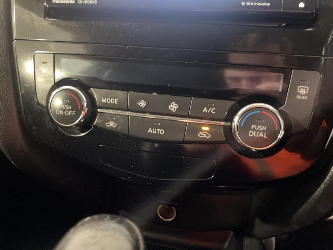 Photo '30' of Nissan X-Trail