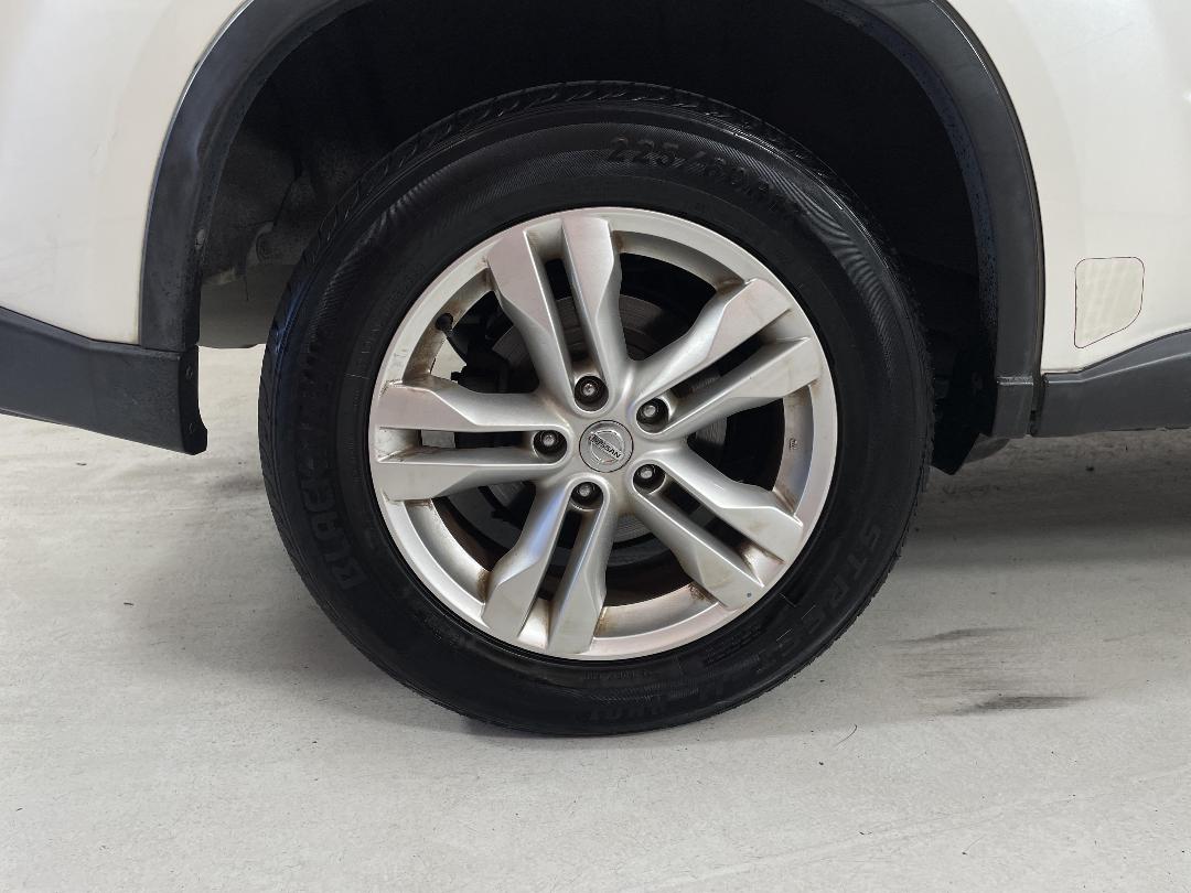 Photo '12' of Nissan X-Trail