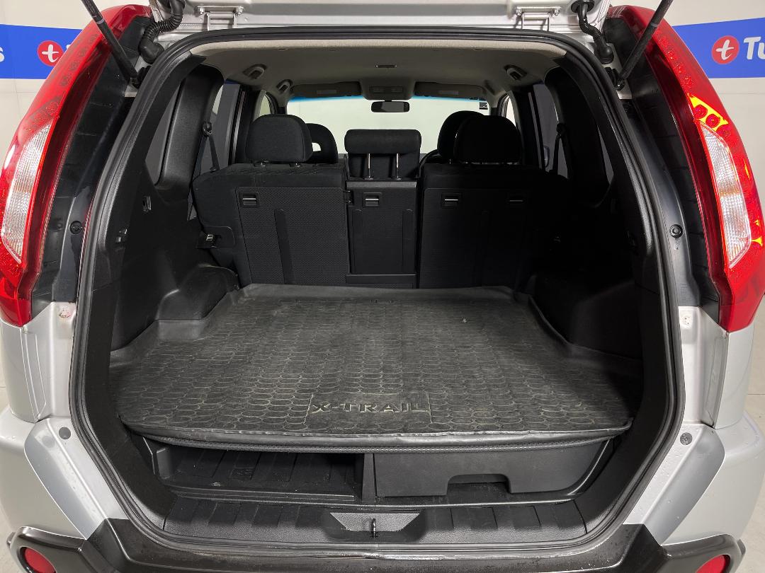 Photo '14' of Nissan X-Trail
