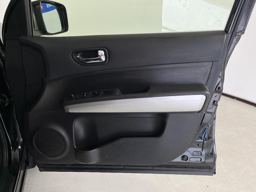 Photo '15' of Nissan X-Trail Photo '15' of Nissan X-Trail