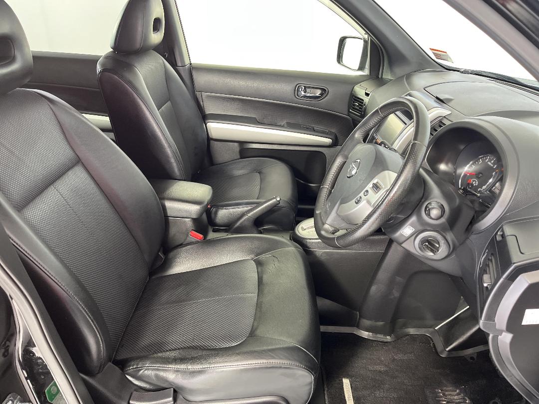 Photo '16' of Nissan X-Trail Photo '16' of Nissan X-Trail