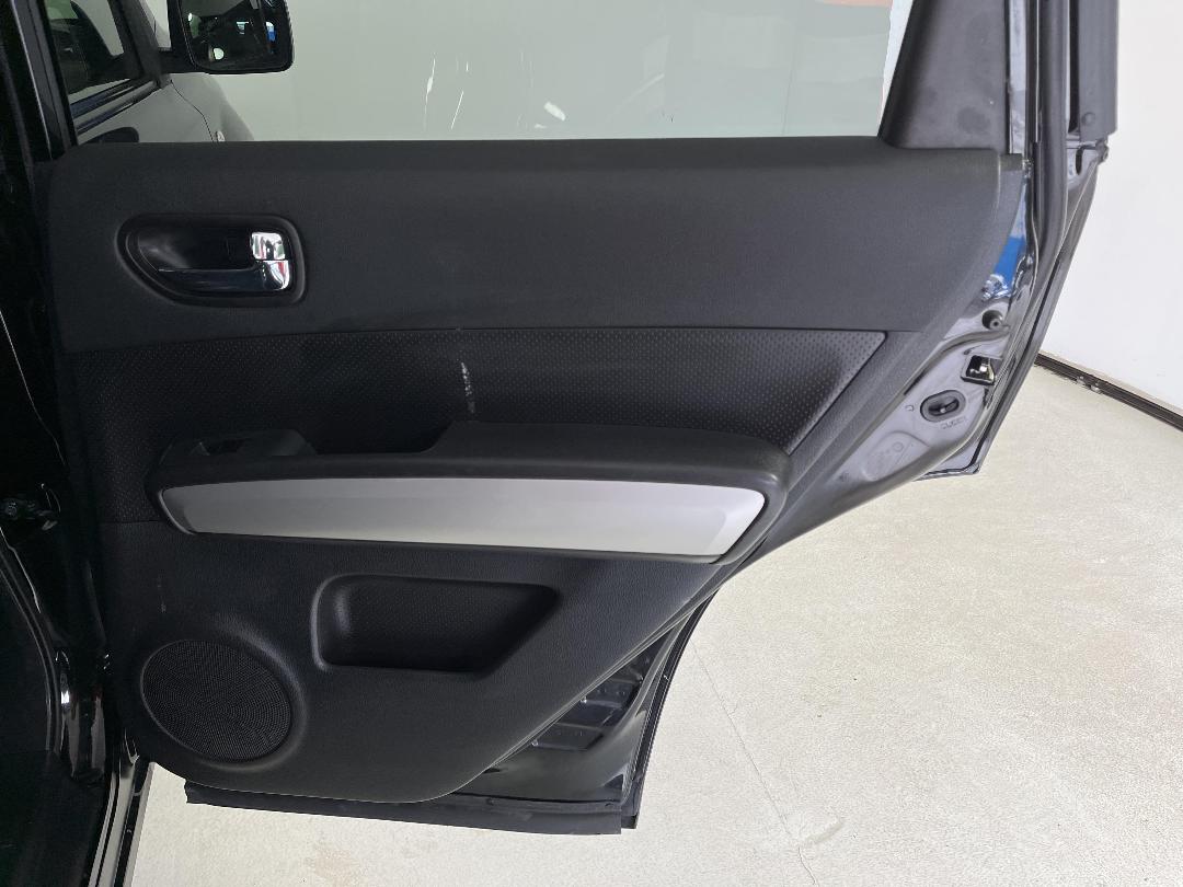 Photo '19' of Nissan X-Trail Photo '19' of Nissan X-Trail